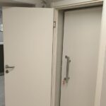 Дверной блок защитный в комнату хранения наркотических средств для ГК МЕДСИ. г. Москва