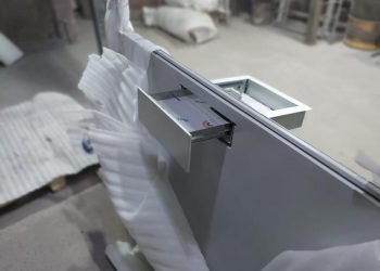Передаточный узел класса защиты Бр4 с выдвижным лотком для передачи документов. ФКУ ИК-9 г. Шахты Ростовской области